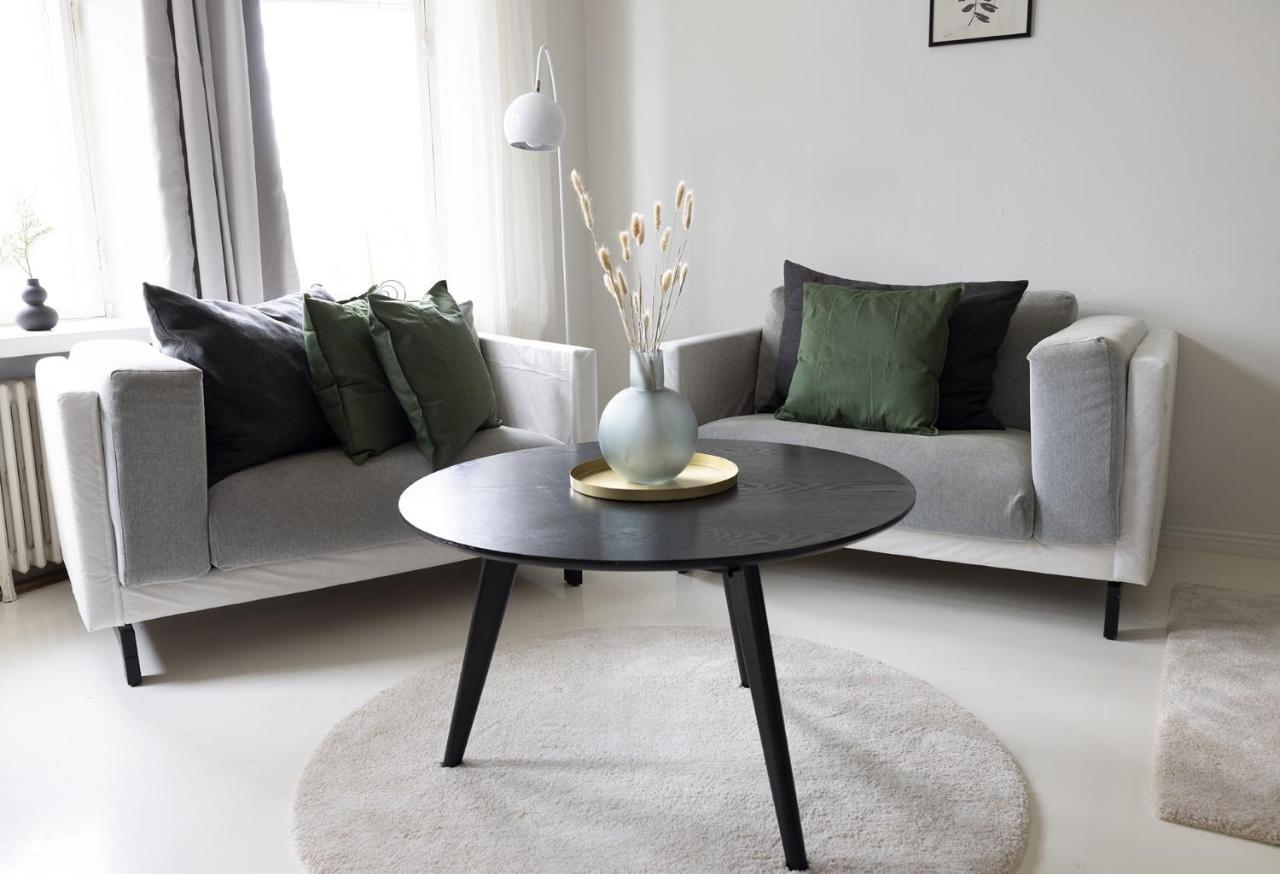 2Ndhomes City Center 2Br Apartment With Balcony And Sauna By Kaisaniemi Park Helsinki Exterior foto